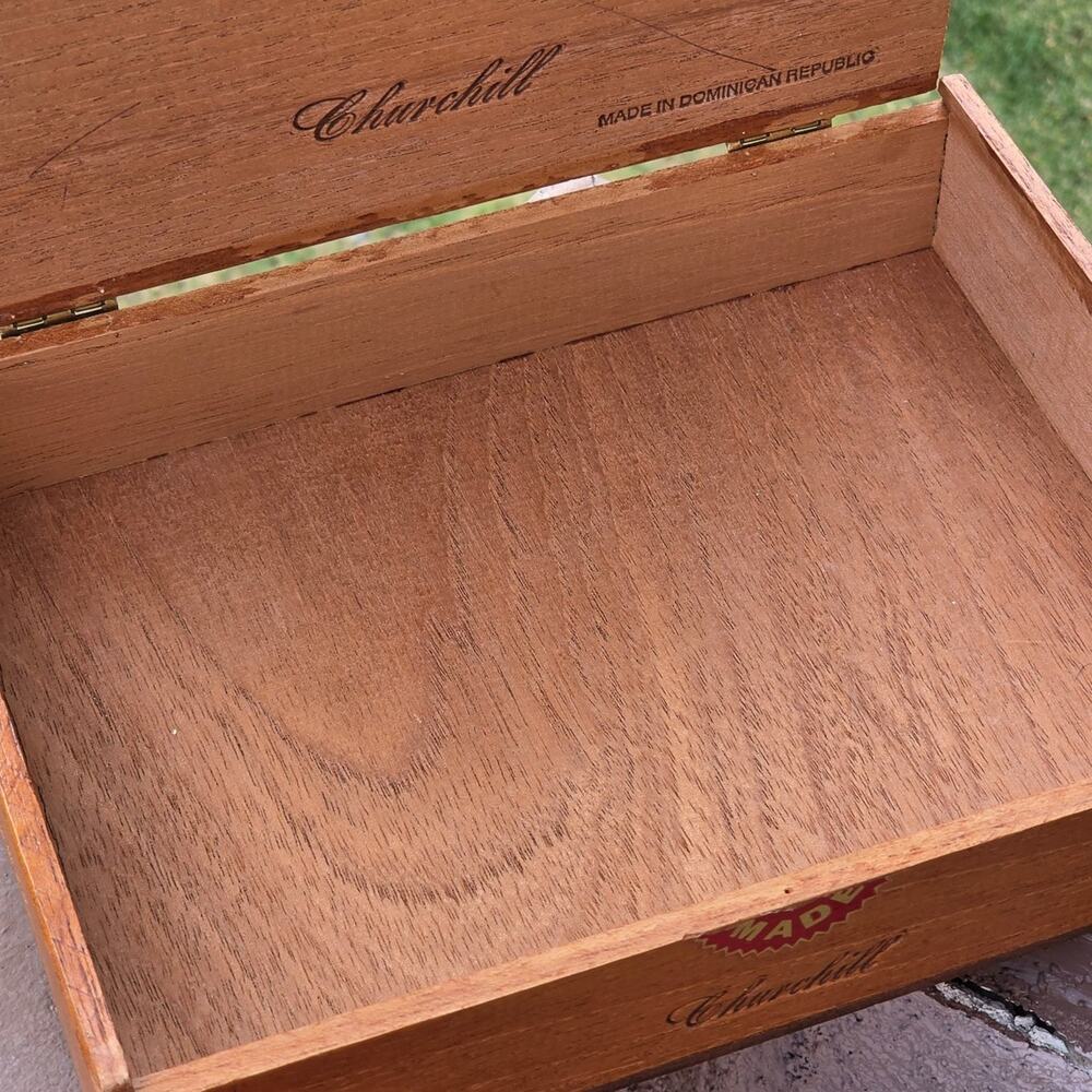 Vtg 1978 Custom Jose Melendi Churchill Wooden Cigar Keepsake Box - Picture 9 of 9